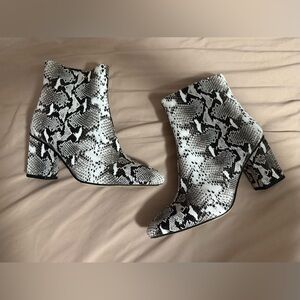 Snakeskin Pattern Ankle Boots